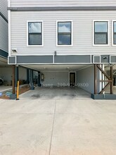 225 S Pine St in San Antonio, TX - Building Photo - Building Photo