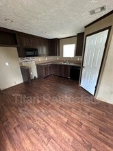 1835 S Lake Arthur Ave in Jennings, LA - Building Photo - Building Photo