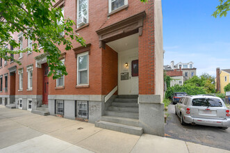 605 Dorchester Ave in Boston, MA - Foto de edificio - Building Photo