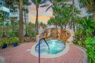 3001 S Ocean Dr, Unit 1045 in Hollywood, FL - Building Photo - Building Photo