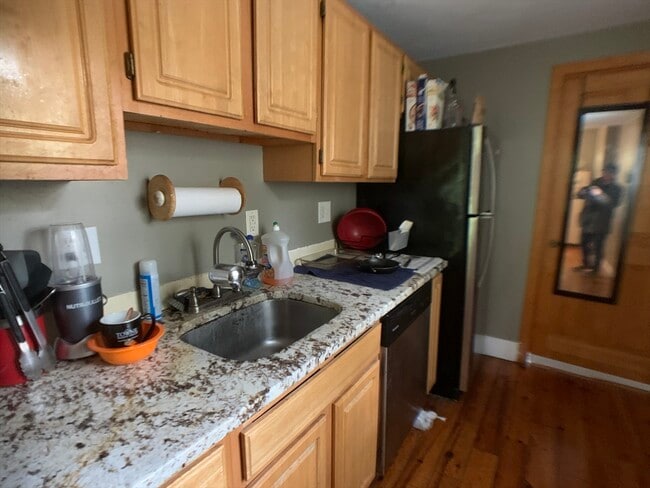 property at 9 Sewall St
