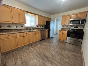 4283 Beechgrove Dr in Grove City, OH - Building Photo - Building Photo