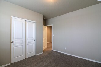 8218 Cassiar Dr in Pasco, WA - Building Photo - Building Photo
