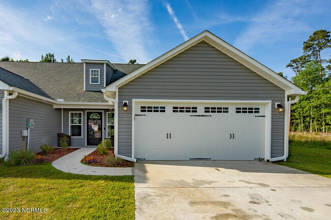 124 Catfish Ct photo'