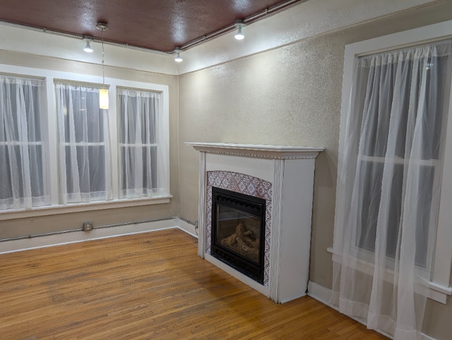 property at 709 E Lewis St