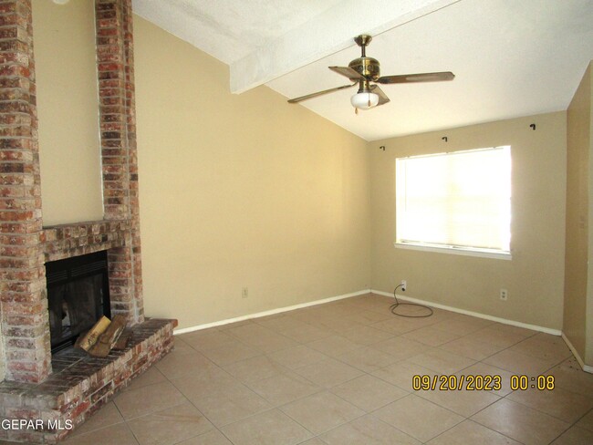 1506 Greg Powers Dr in El Paso, TX - Building Photo - Building Photo