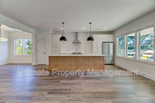 property at 213 Myrtle Ave