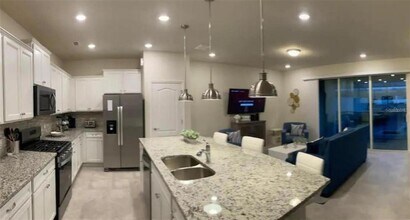 7132 Oakmoss Loop in Davenport, FL - Building Photo - Building Photo