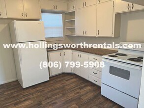 4924 35th St in Lubbock, TX - Foto de edificio - Building Photo