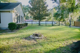 2204 NW 29th Ave in Gainesville, FL - Building Photo - Building Photo