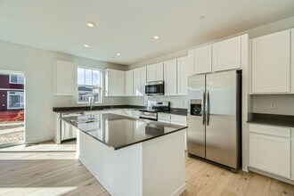 10997 Mobile St in Commerce City, CO - Building Photo - Building Photo