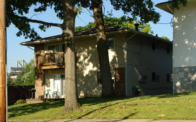 818 Ohio Ave in Youngstown, OH - Building Photo - Building Photo