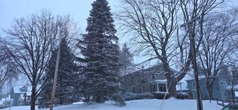 484 Merchants Rd, Unit 480 Up in Rochester, NY - Building Photo