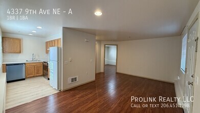 4337 9th Ave NE in Seattle, WA - Building Photo - Building Photo
