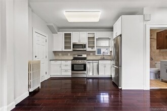 15 E Clinton Ave in Irvington, NY - Building Photo - Building Photo