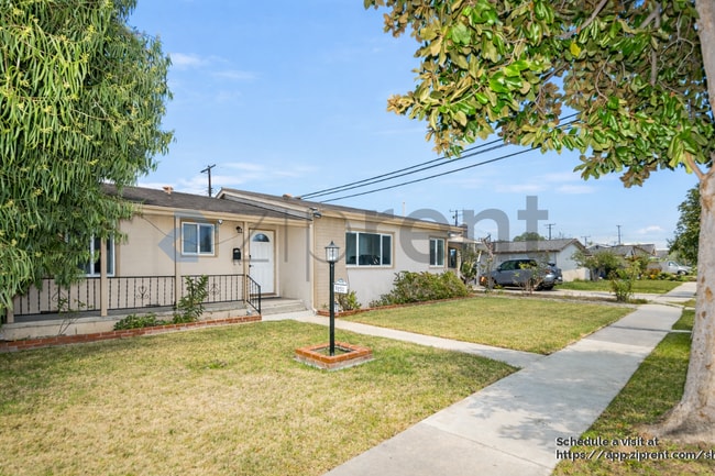 3151 W Vallejo Dr in Anaheim, CA - Building Photo - Building Photo