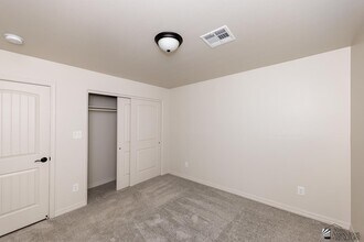 8649 E 41st St in Yuma, AZ - Building Photo - Building Photo