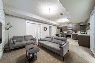 3573 Cherry Landing SW in Edmonton, AB - Building Photo
