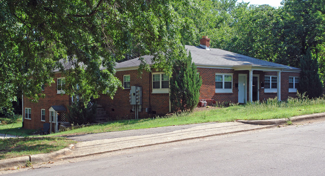 2404-2410 1/2 Van Dyke Ave in Raleigh, NC - Building Photo - Building Photo