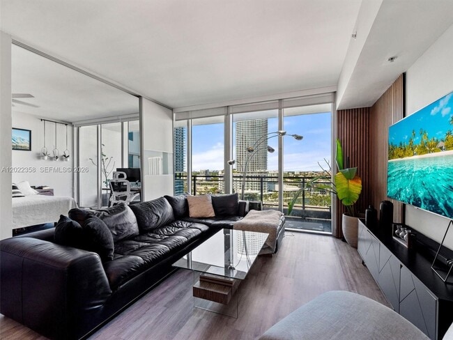 property at 92 SW 3rd St