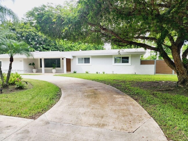 property at 7425 SW 128th St