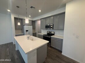 1959 E Hampton Ln in Gilbert, AZ - Building Photo - Building Photo