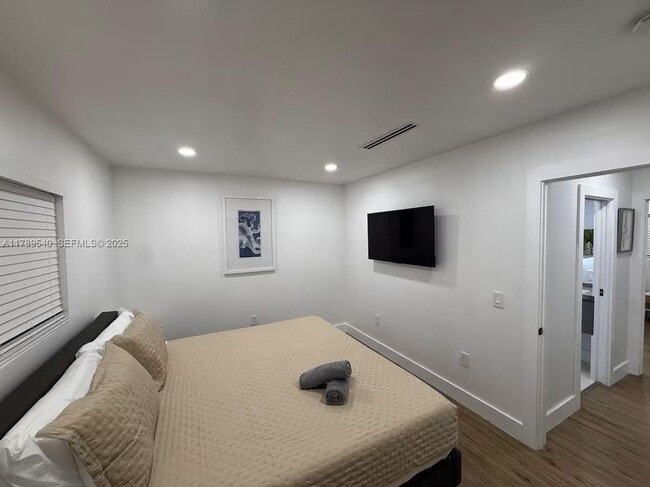 property at 2918 SW 2nd St