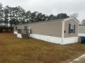 56 Celia Dr in Lumberton, NC - Building Photo