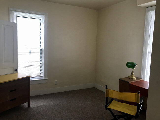 533 Elizabeth St, Unit 533 Elizabeth