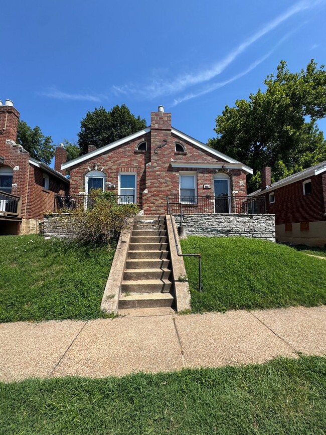 property at 6453 Hoffman Ave