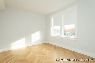 19A Forest St in Cambridge, MA - Building Photo - Building Photo