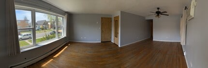 2017 N 72nd Ct, Unit 2 in Elmwood Park, IL - Building Photo - Building Photo