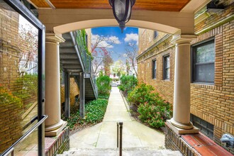 Highland Apartments in New London, CT - Foto de edificio - Building Photo