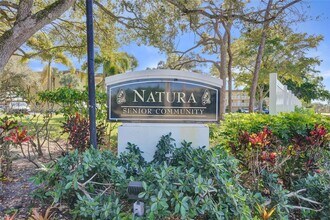 2621 SW Natura Ave in Deerfield Beach, FL - Building Photo - Building Photo