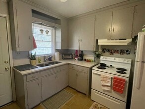 18-20 Milledge Ct in Athens, GA - Building Photo - Building Photo