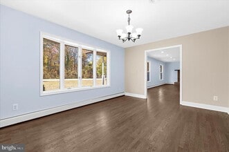 7643 Paradise Beach Rd in Pasadena, MD - Building Photo - Building Photo