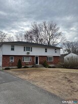 220 French St in Watertown, CT - Building Photo