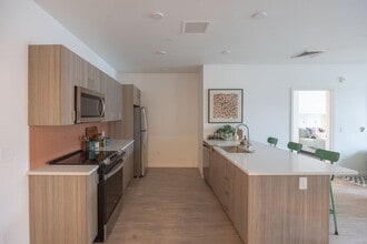 Arcadia by Alta in Hillsboro, OR - Foto de edificio - Building Photo