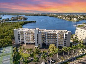 4835 Bonita Beach Rd SW, Unit 102 in Bonita Springs, FL - Building Photo
