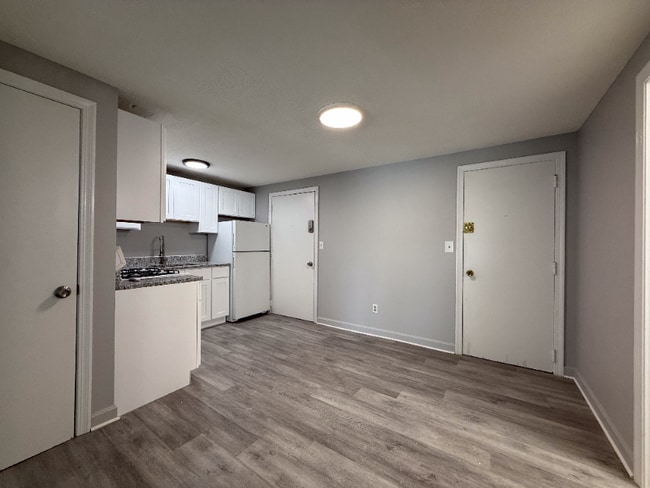 37 Delmont St in Methuen, MA - Foto de edificio - Building Photo