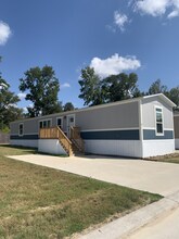 23101 Green Oaks St in New Caney, TX - Building Photo - Building Photo