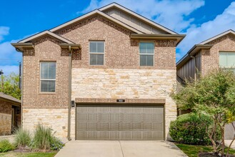 Townes on Tenth Townhomes in Pflugerville, TX - Foto de edificio - Building Photo