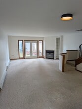 9 Edgewater Estates, Unit 9 Edgewater in Plattsburgh, NY - Building Photo - Building Photo