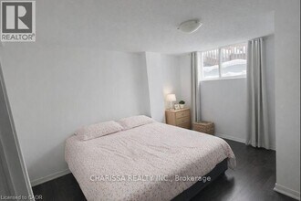 95 Baffin Cres in Brampton, ON - Building Photo - Building Photo