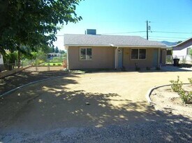 1731 E Cyprus St in Cottonwood, AZ - Building Photo