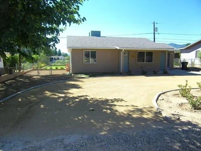 property at 1731 E Cyprus St