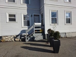 509 Main St in Waltham, MA - Building Photo - Building Photo