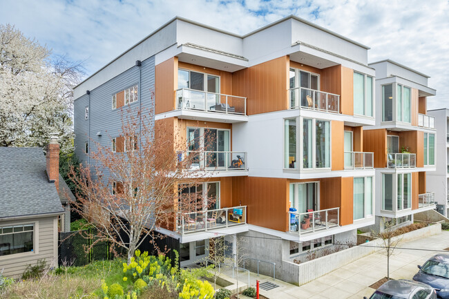 The Hollywood Commons