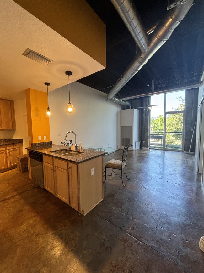 property at 420 N Adams St