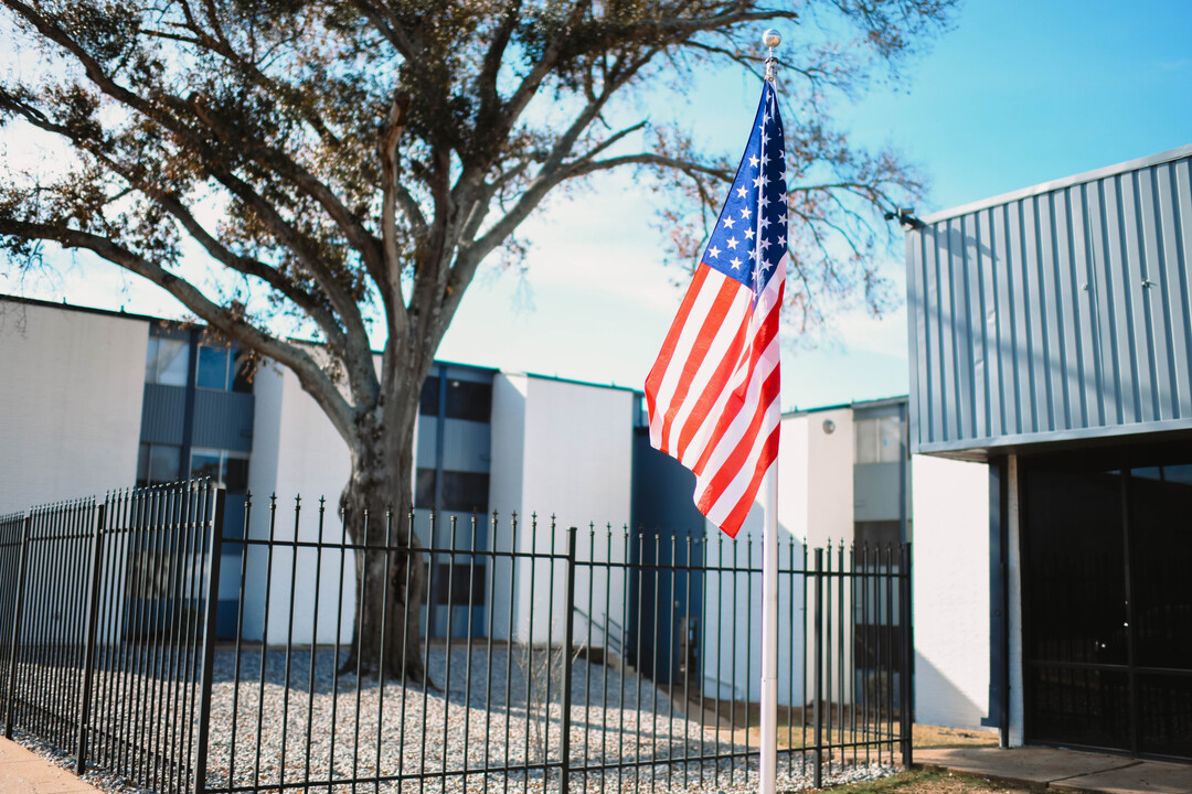 Uptown Apartments in Nacogdoches, TX - Building Photo